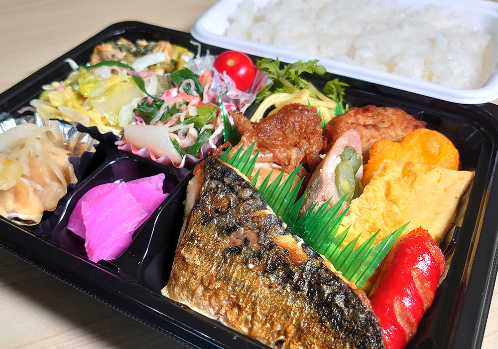Lunch box: 600 yen